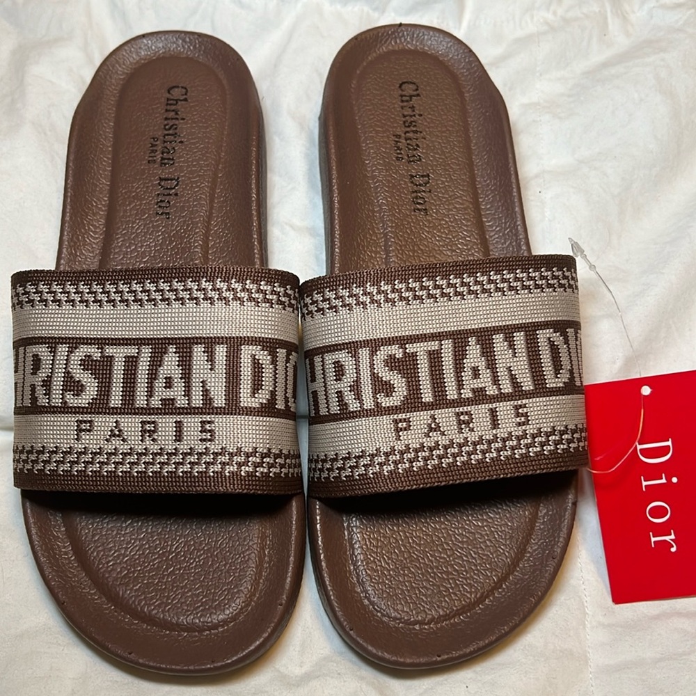 Big kid (girls) slide shoes